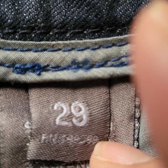 Anthropologie Level 99 Denim Skirt (Waist 29) fits Size 6 worn once - Picture 6 of 6